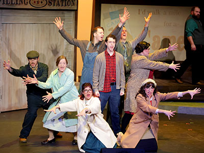 One of these performers was previously seen (unconscious) on September 29, 2021.