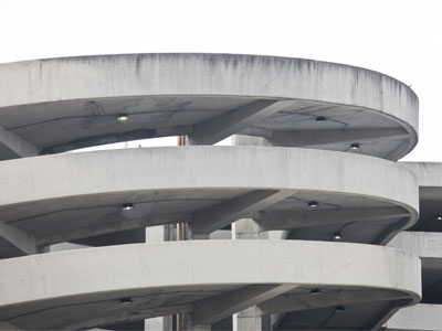 Yesterday I drove to work wearing a winter coat.  Today I walked and didn`t need a jacket.